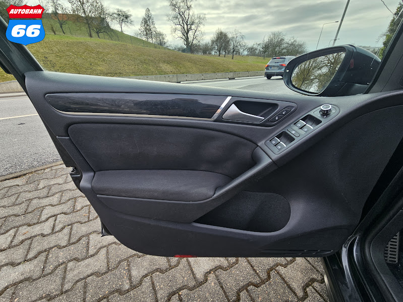 2012 VW Golf GTI 6-Spd Manual - Image 13