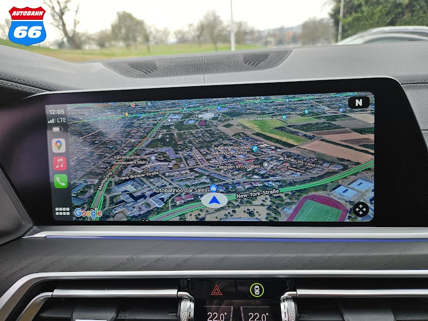 2022 BMW X7 xDrive40i (AWD) - Image 25