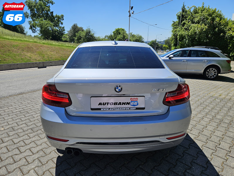 2017 BMW 230i Coupe Sport Line - Image 8