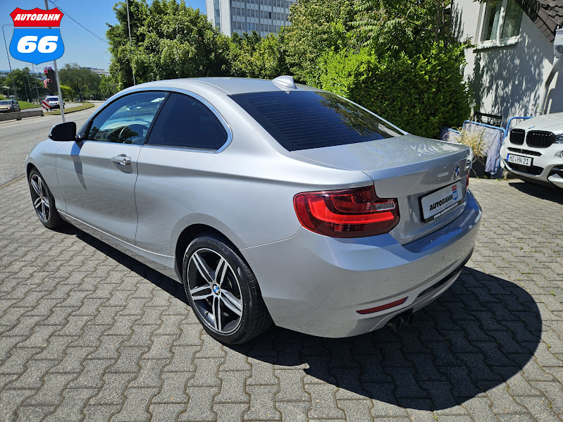 2017 BMW 230i Coupe Sport Line - Image 9