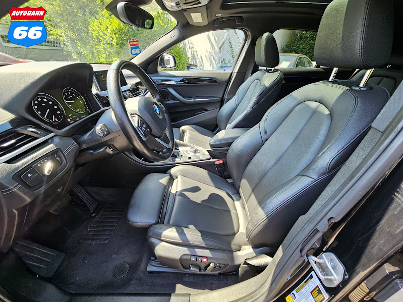 2022 BMW X2 sDrive28i - Image 13