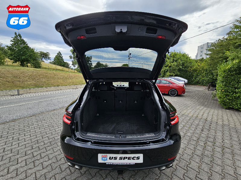 2015 Porsche Macan S - Image 9
