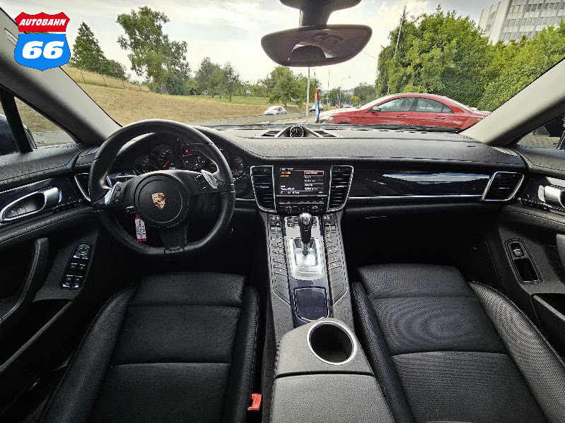 2013 Porsche Panamera Platinum Ed. - Image 9