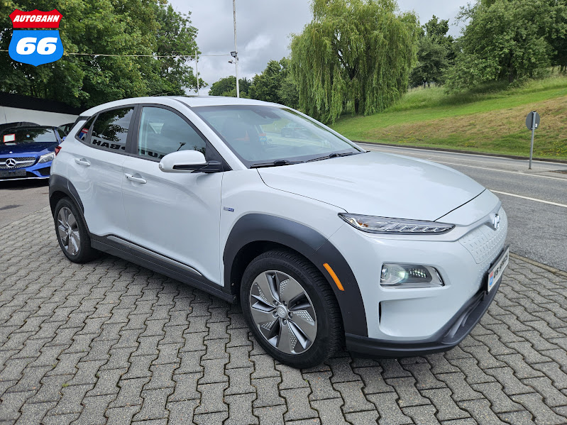2020 Hyundai Kona Electric Ultimate FWD - Image 3