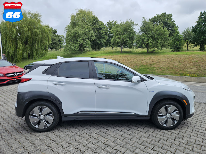 2020 Hyundai Kona Electric Ultimate FWD - Image 4