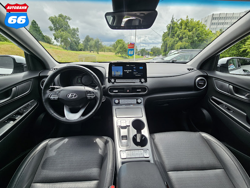 2020 Hyundai Kona Electric Ultimate FWD - Image 9