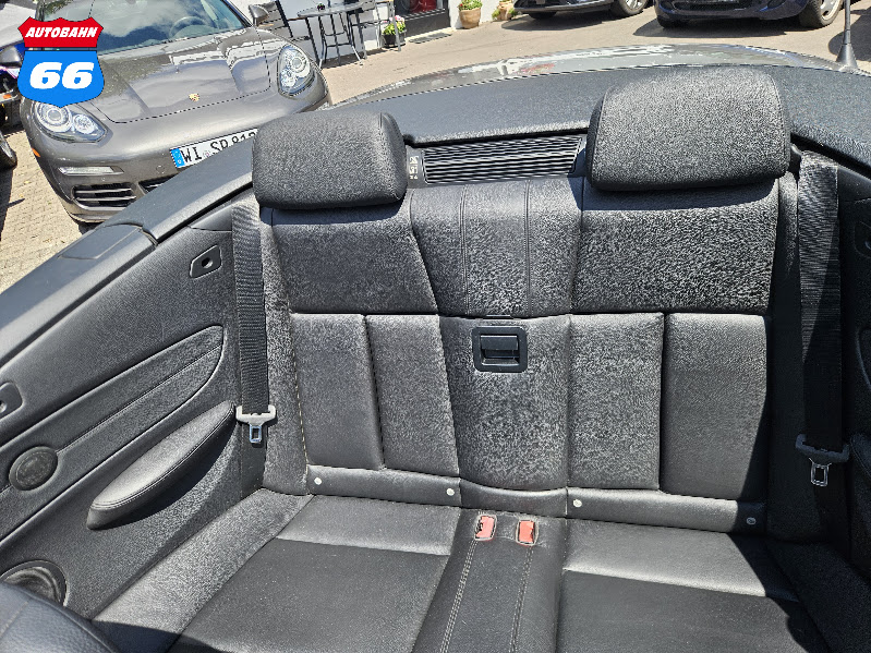 EU SPEC 2010 BMW 118d Convertible - Image 15