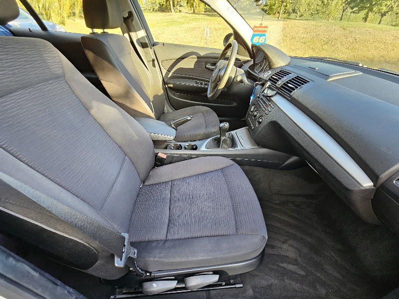 EU-Spec 2009 BMW 116i - Image 12