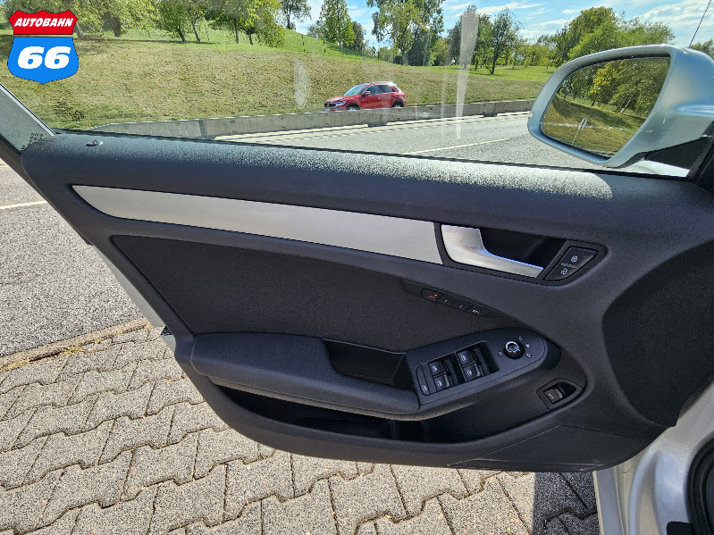 EU-Spec 2010 Audi A4(B8) - Image 13