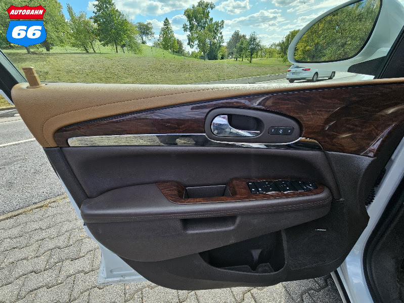2016 Buick Enclave AWD - Image 13