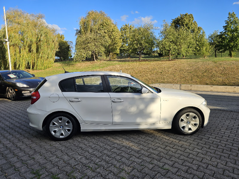 EU-Spec 2009 BMW 116i - Image 4